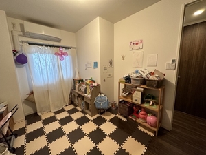 奥から見た子供部屋