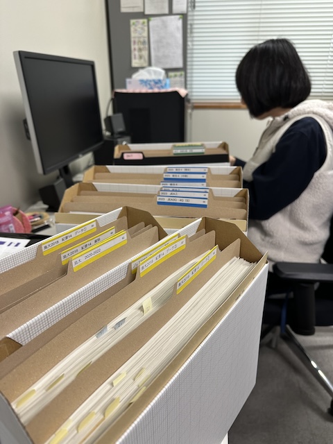 個別フォルダにラベル貼り